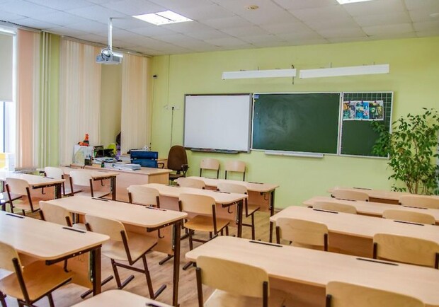 В Минздраве объяснили, почему нельзя открывать школы для 1-4 классов - фото: hrodna.life