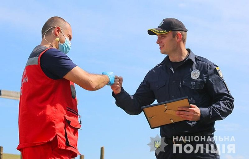 Полицейские Киева учат детей оказывать первую медицинскую помощь, - ФОТО, ВИДЕО