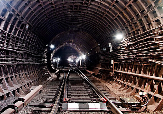 Строительство метро на Троещину. Фото: Киев Вечерний