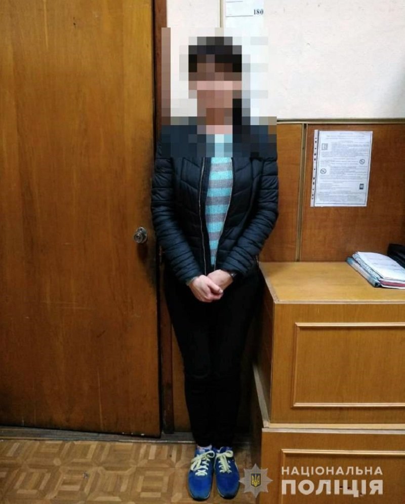 Вынесла 1,2 миллиона: в Киеве задержали женщину, обокравшую старую работу, - ФОТО