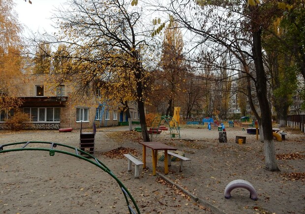 В Деснянском районе три специализированных детсада заменят на обычные. Фото: ukid.com.ua