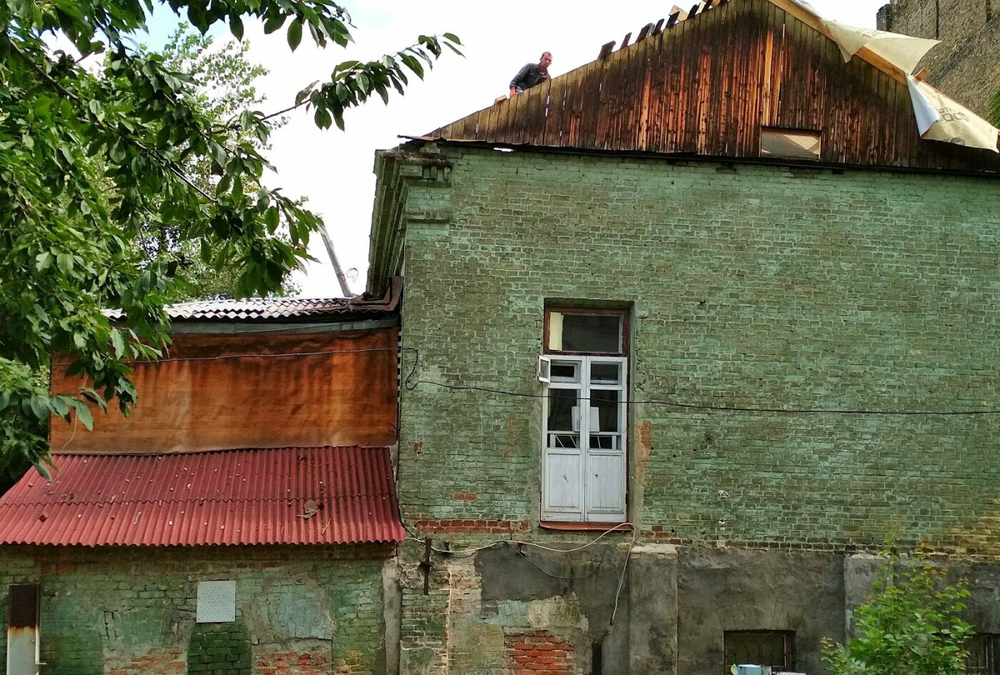 Самый старый жилой дом Киева: кто в нем жил и как он выглядит сейчас, - ФОТО