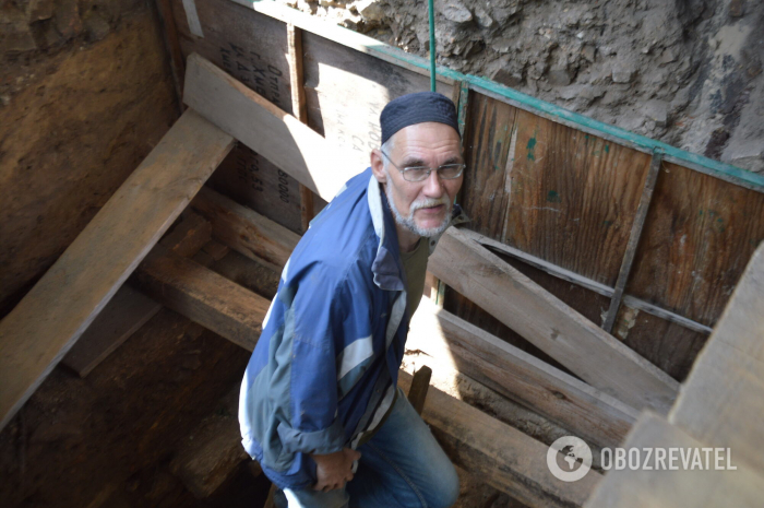 Археологи ведут раскопки подземных лабиринтов Софийского собора. Фото: Обозреватель
