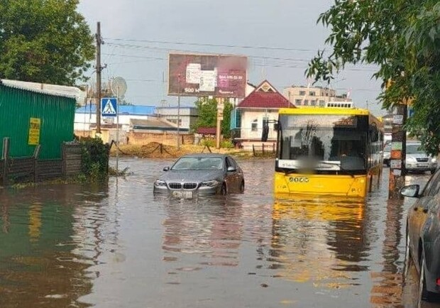 Киев затопило после ливня. Фото: Патрульная полиция Киева.