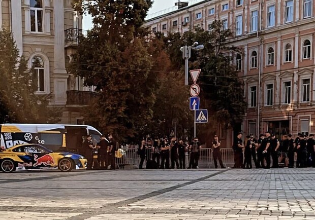Почему полицейские сразу не остановили нарушителей на Софийской площади