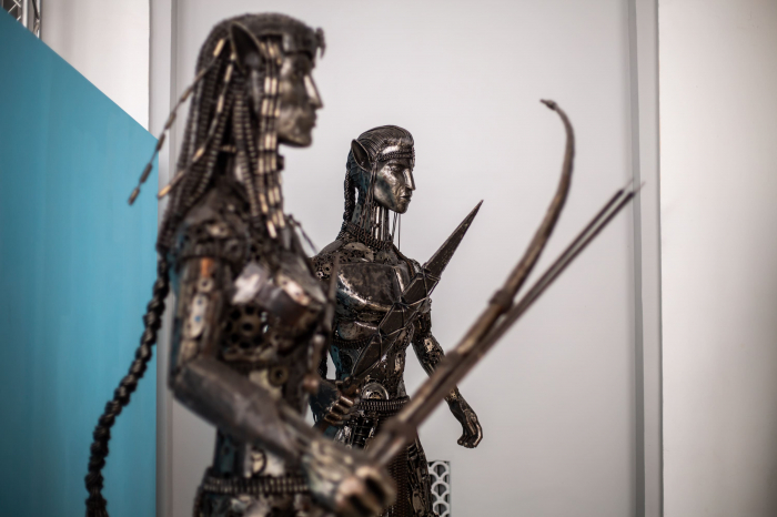 Встретишь Чуббаку и Шрека: что можно увидеть на выставке "Галерея стальных фигур" фото 2