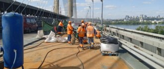 Новое асфальтовое покрытие: в КГГА рассказали, на каком этапе ремонт Южного моста, - ФОТО