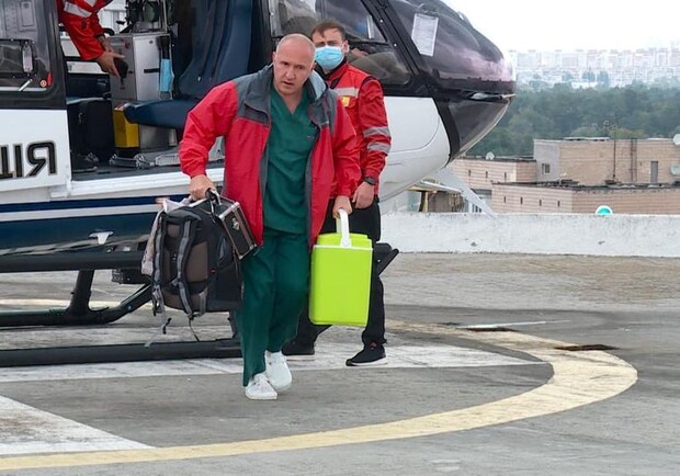 В Киев на вертолете доставили сердце для трансплантации. Фото: Денис Монастырский