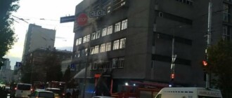В центре Киева горело здание колледжа связи: есть пострадавший, - ФОТО, ВИДЕО