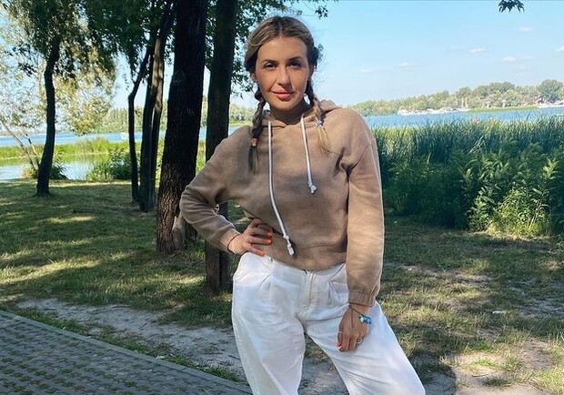 "Укрзализныця" выплатила компенсацию Анастасии Луговой. Фото: instagram/nastyalugova