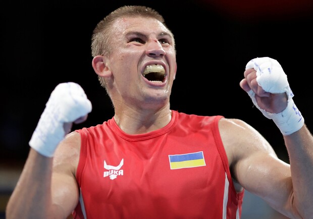Украинец Александр Хижняк стал лучшим боксером 2021 года по версии AIBA. Фото: ukranews.com