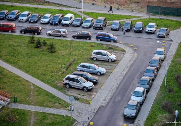 На Подоле и Европейской площади появятся новые паркинги. Фото: Столичний ригіон