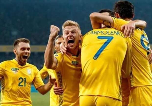 Сборная Украины по футболу поднялась в рейтинге ФИФА. 