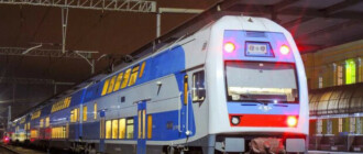 Из Киева во Львов запускают новый двухэтажный поезд "Шкода"