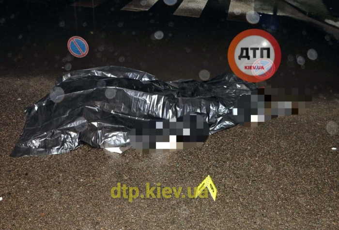 В Киеве на пешеходном переходе сбили мужчину