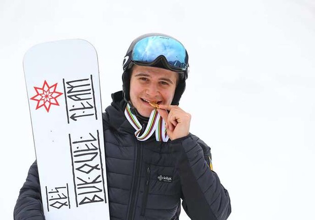 Украинский сноубордист Михаил Харук выиграл "серебро" в параллельном слаломе на Кубке Европы. 
