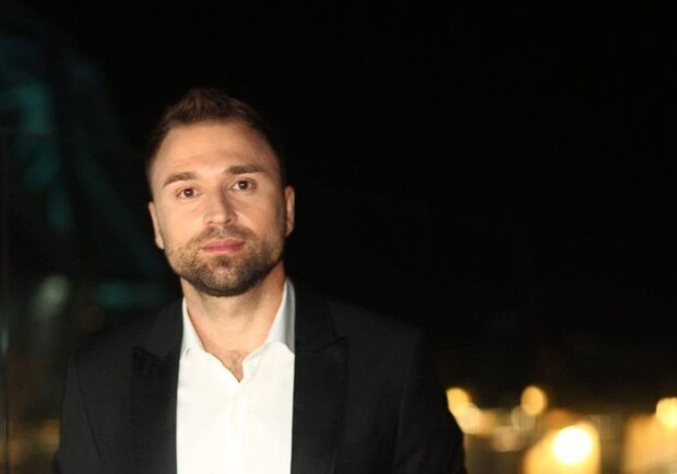 Звезда шоу "Холостяк" Макс Михайлюк в Киеве наехал на пешехода. 