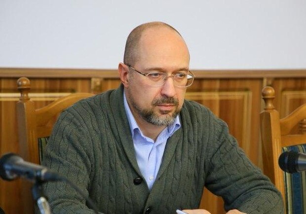 Кабмин уволил сразу трех глав районных администраций Киева. 