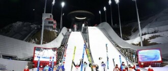 Финал прыжков с трамплина на Олимпиаде-2022 закончился массовой дисквалификацией