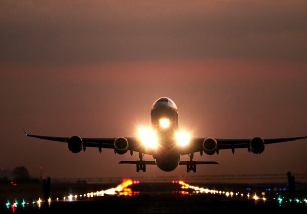 Украинские авиакомпании предлагают свои самолеты для перелетов за границей - фото: Josue Isai Ramos Figueroa/unsplash
