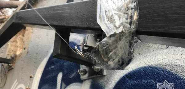 
У центрі Києва знайшли розтяжку з гранатою – фото 