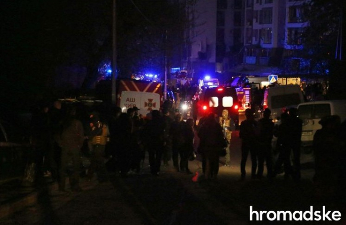 Ракета попала в жилой дом в Киеве 28 апреля - Фото: Богдан Кутепов / hromadske