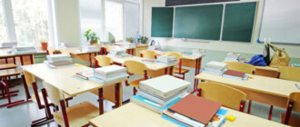 Школярі до кінця навчального року навчатимуться у Києві дистанційно