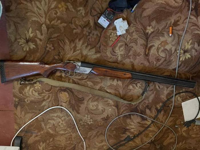 Под Киевом мужчина застрелил соседа, жарившего с семьей шашлыки.