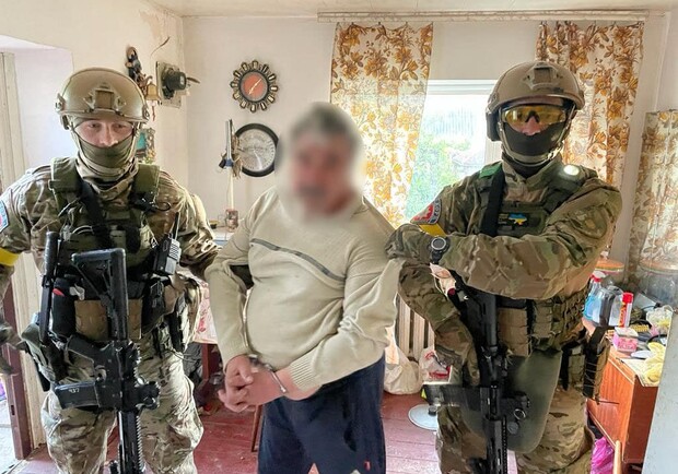 Под Киевом мужчина застрелил соседа, жарившего с семьей шашлыки. 