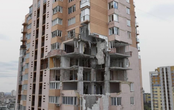 В Киеве на ремонт поврежденных зданий выделили 600 млн гривен
