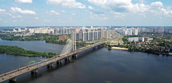 
В Киеве закроют Южный мост для личного транспорта 