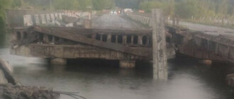 Сколько времени понадобится на восстановление разрушенного моста в Демидове