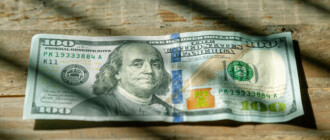 Курс валют в Украине 14 августа 2022: сколько стоит доллар и евро