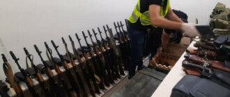 В Киеве добробаты незаконно хранили оружие и боеприпасы