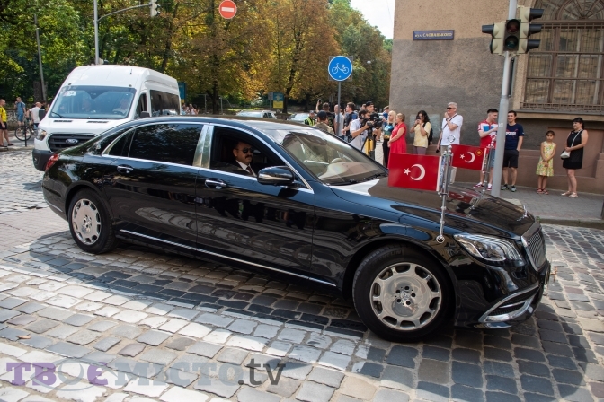 Президент Турции Реджеп Эрдоган прибыл во Львов.