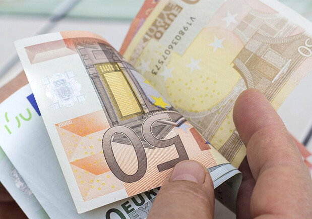 Курс валют в Украине 26 сентября 2022: сколько стоит доллар и евро. 