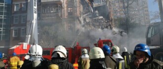 Российский дрон сегодня уничтожил в центре Киева историческое здание XIX века