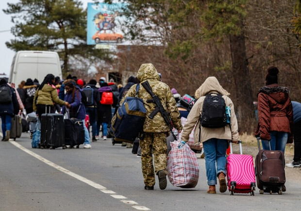 Верещук попросила украинских беженцев не возвращаться домой до весны. 