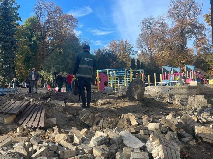 Какой ущерб понес парк имени Тараса Шевченко в результате ракетной атаки.