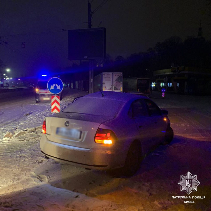 В Киеве и области из-за непогоды произошло несколько ДТП: есть пострадавшие.