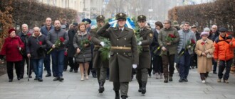 В Киеве отметили годовщину освобождения города от нацистов - фото В Киеве отметили годовщину освобождения города от нацистов - фото