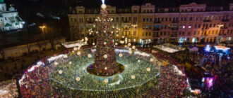 Без концертов и ярмарки: Кличко анонсировал открытие главной елки в Киеве