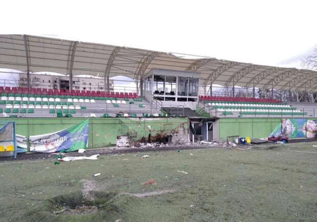 ФК "Милан" выделил 150 тыс евро на ремонт разрушенного стадиона в Ирпене. 
