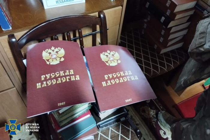 Во время обысков в Киево-Печерской Лавре нашли миллионы гривен и граждан РФ