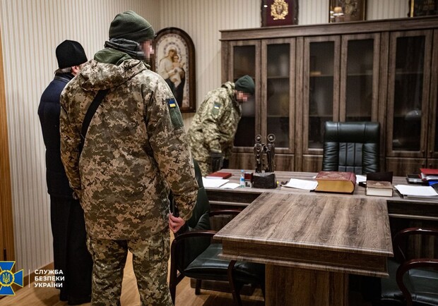 Во время обысков в Киево-Печерской Лавре нашли миллионы гривен и граждан РФ 
