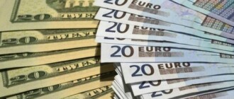 Курс валют в Украине 22 декабря 2022: сколько стоит доллар и евро