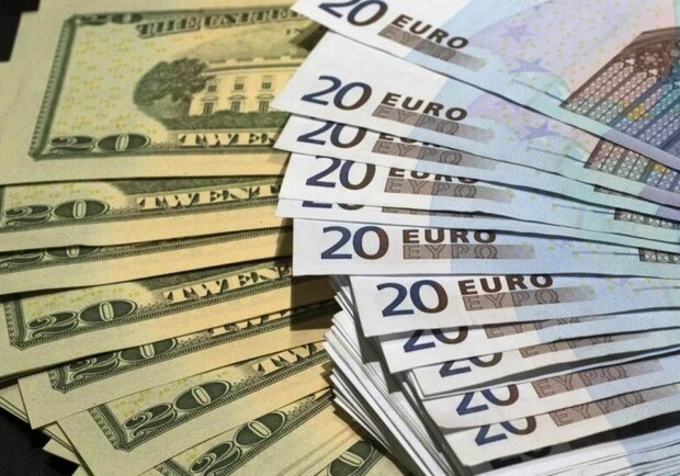 Курс валют в Украине 22 декабря 2022г. 