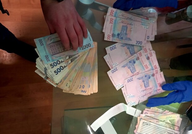 В Киеве молодые женщины ходили по квартирам и воровали деньги у пенсионеров. 