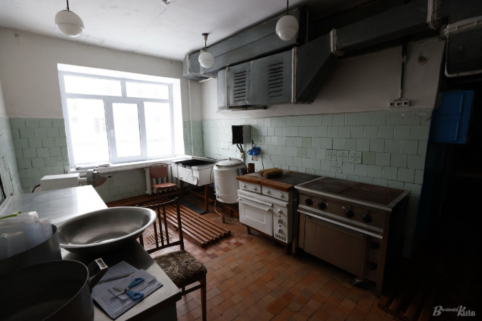 Оккупанты разрушили школу под Киевом
