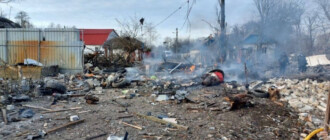 ВС РФ запустили ракеты в частный дом в Киеве: появились фото последствий удара